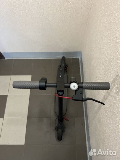 Самокат Xiaomi m365 250w 25км/ч