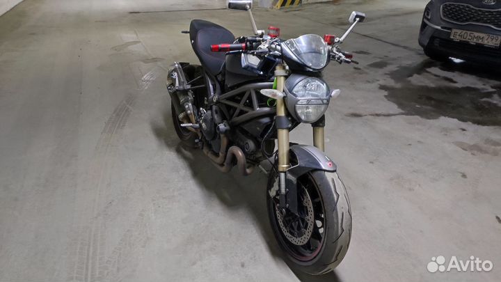 Ducati Monster 1100 evo