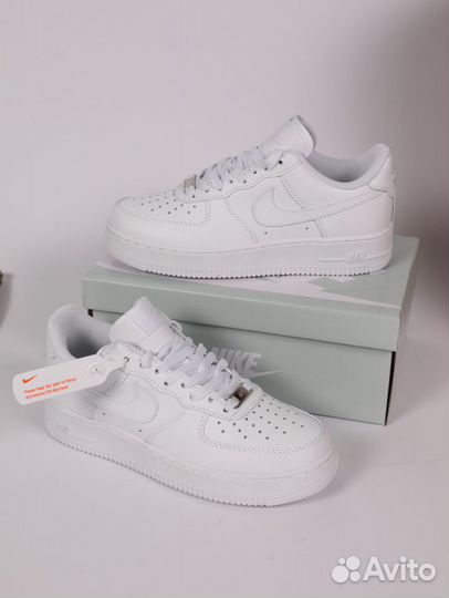 Красовки Nike Air Force 1'07 белый