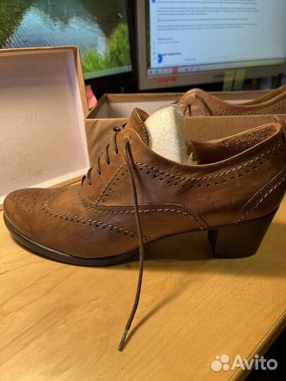 Ботинки женские