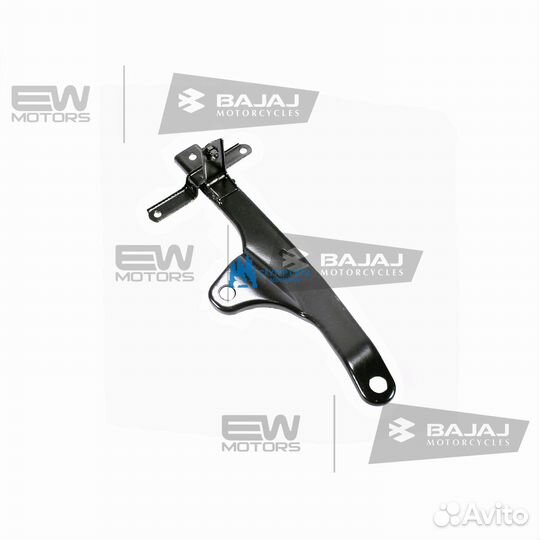 Кронштейн переднего бокового пластика левого bajaj