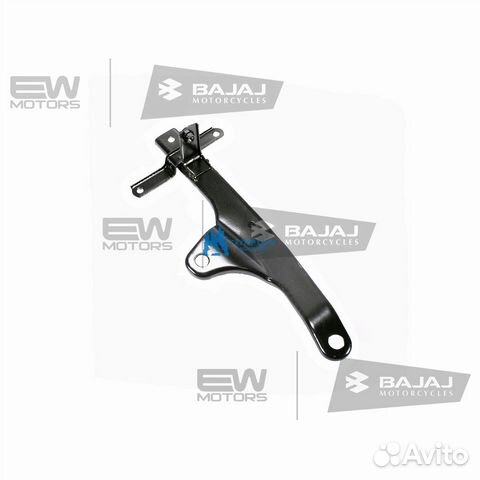Кронштейн переднего бокового пластика левого bajaj