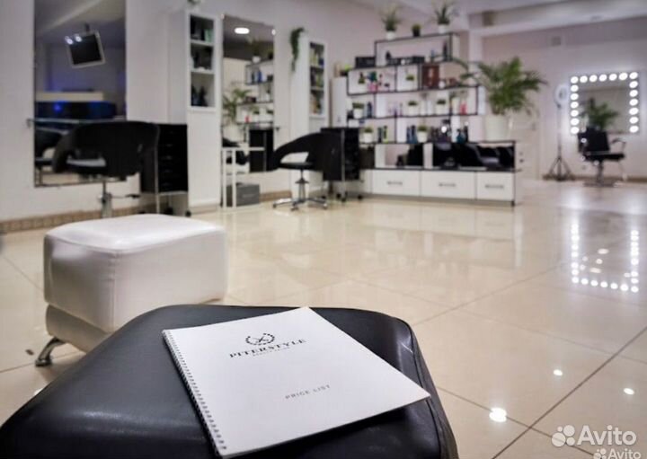 Администратор салона красоты