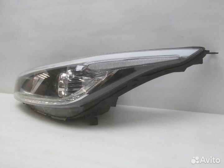Фара левая Kia Ceed