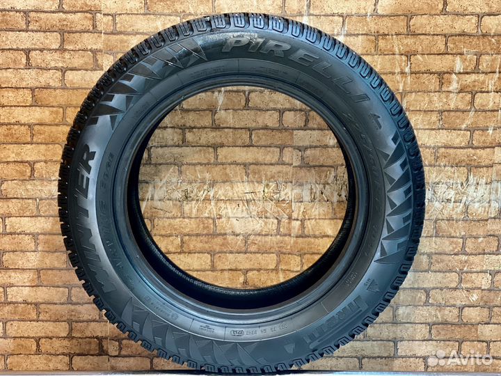 Pirelli Winter Carving Edge 225/60 R17