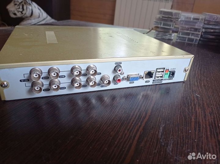 Регистратор для видеонаблюдения на 8 камер