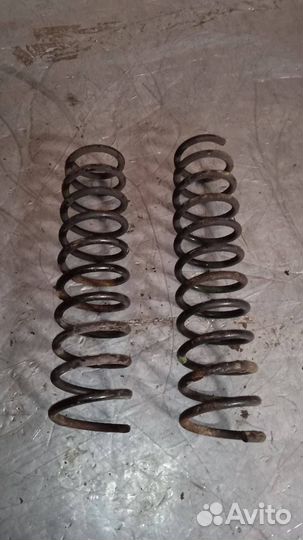 Пружина подвески Mitsubishi Space Star 2001