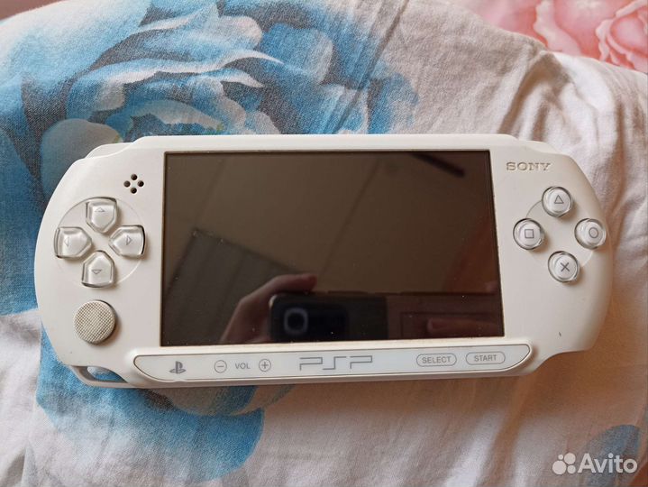 Продаю Sony PSP