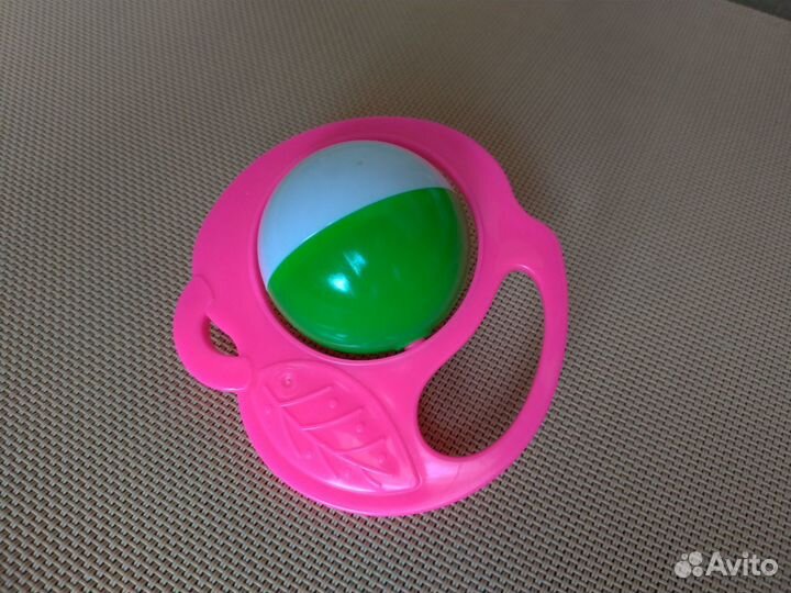 Погремушки, прорезыватели