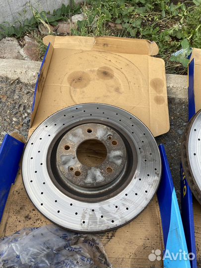 Тормозные диски передние б/у Hyundai Kia