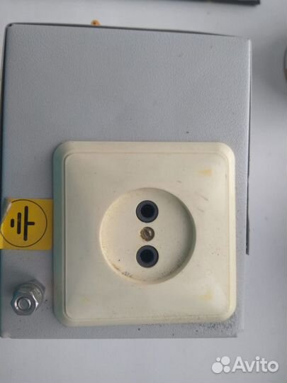 Преобразователь напржения220/36вПонижающий трансф