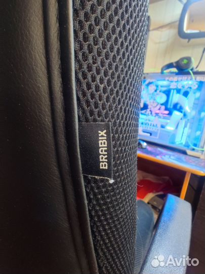 Компьютерное офисное кресло руководителя brabix