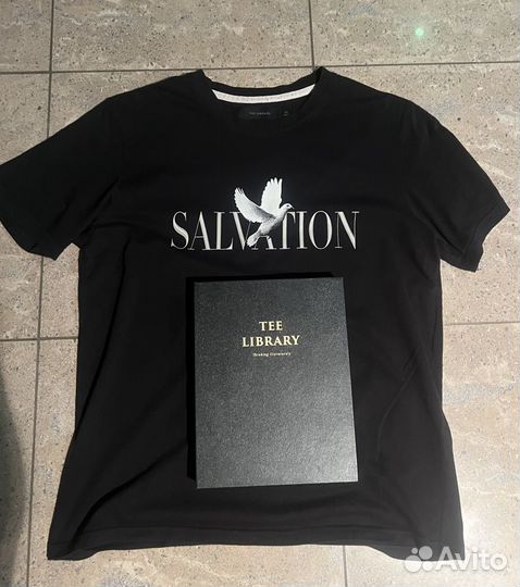 Tee library футболка