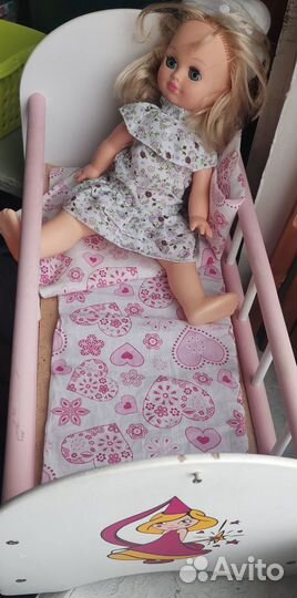 Кроватка игрушечная с куклой