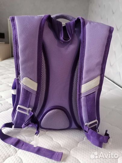 Школьный рюкзак для девочки ортопедический. Б/У