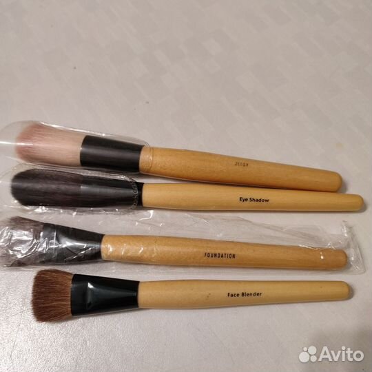 Набор кистей для макияжа Bobby Brown