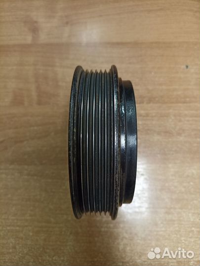 Шкив компрессора кондиционера VW, Audi 1996-2005 г