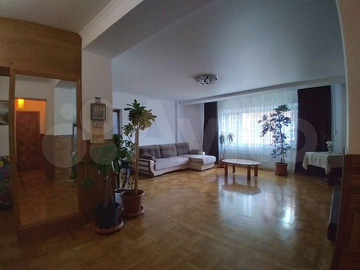 3-к. квартира, 101,4 м², 2/9 эт.