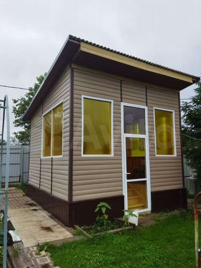 Дача 20 м² на участке 8 сот.