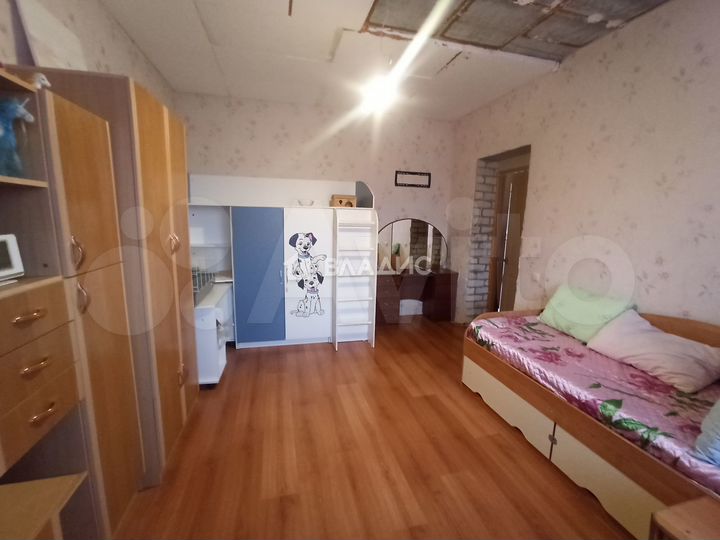 Дом 320 м² на участке 22 сот.