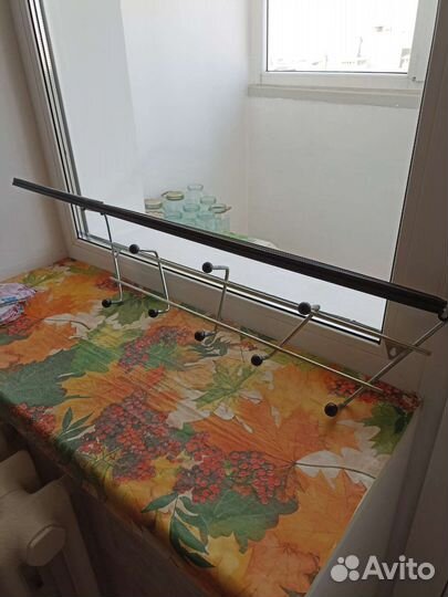 Вешалка для верхней одежды