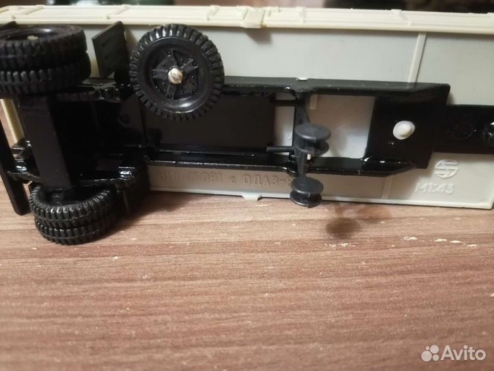 Модель зил-131в с полуприцепом