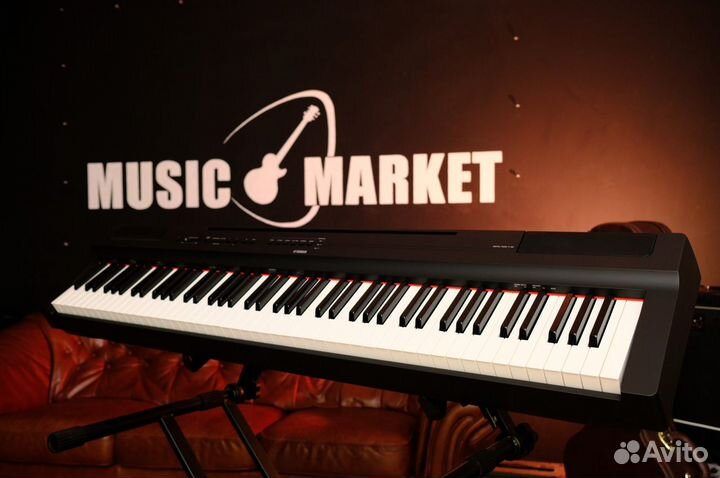 Цифровое пианино Yamaha P125 (Комплект)