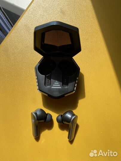 Беспроводные наушники twsn35