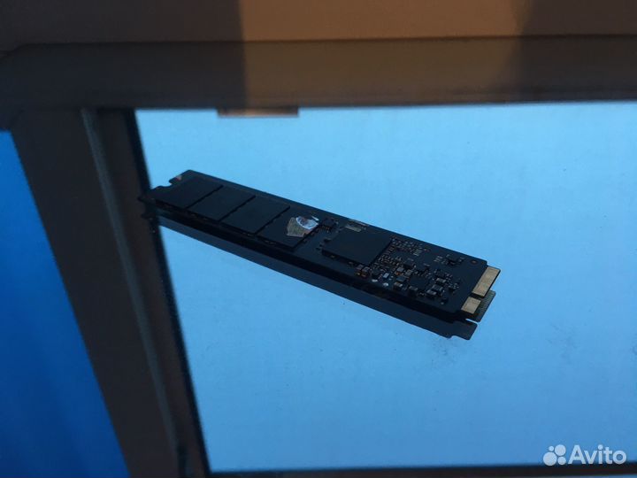 SSD Macbook Air A1465, A1466 + переходник