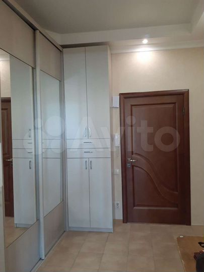 2-к. квартира, 76,6 м², 3/7 эт.