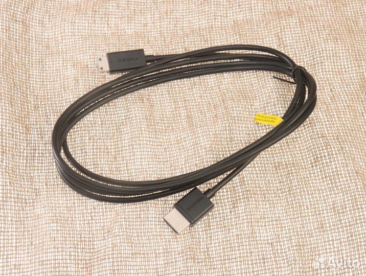 Insignia кабель hdmi - mini.hdmi 1,8m