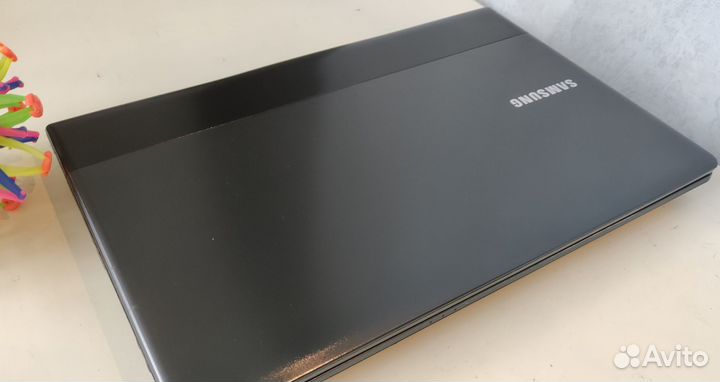 Ноутбук samsung/4ядра/ssd