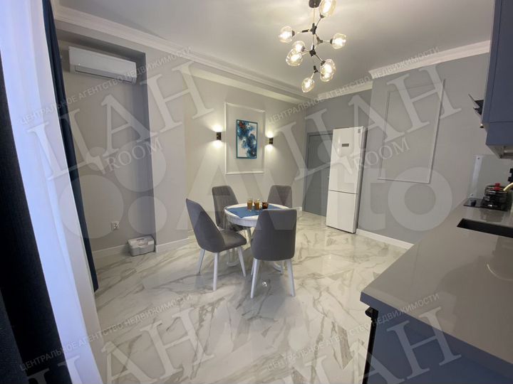 2-к. квартира, 78,3 м², 2/6 эт.