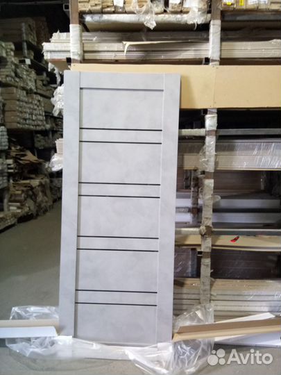 Двери межкомнатные новые