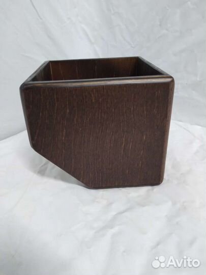 Кашпо для цветов навесная