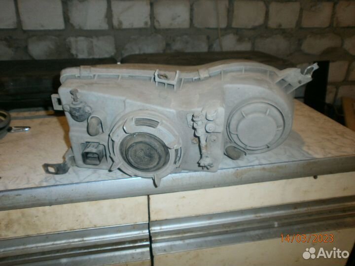 Левая фара sonata 3