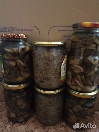 Соленья, варенья, грибочки