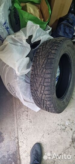 Roadstone Winguard 225/65 R17 R