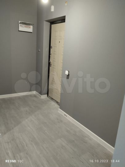 Квартира-студия, 32,3 м², 8/10 эт.