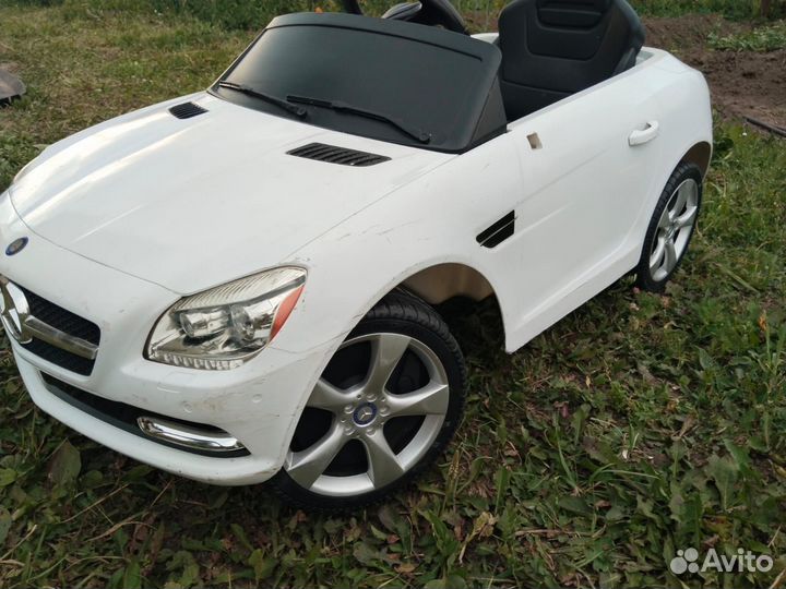 Детский электромобиль