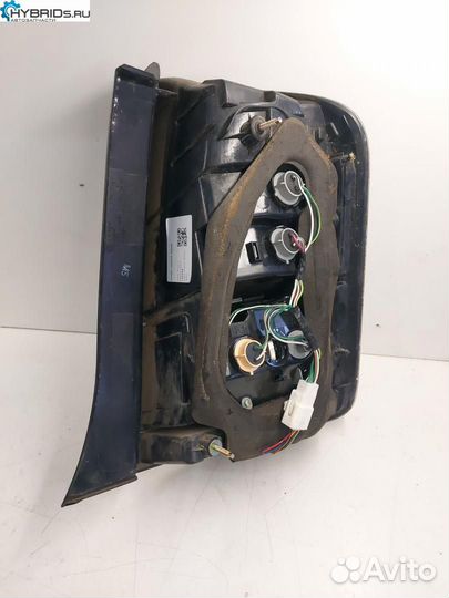 Фонарь задний левый Toyota Prius 2 NHW20