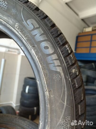 Kormoran Snow 215/50 R17