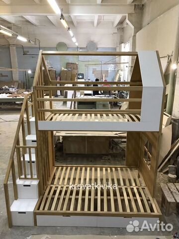 Кровать домик с разными спальными местами