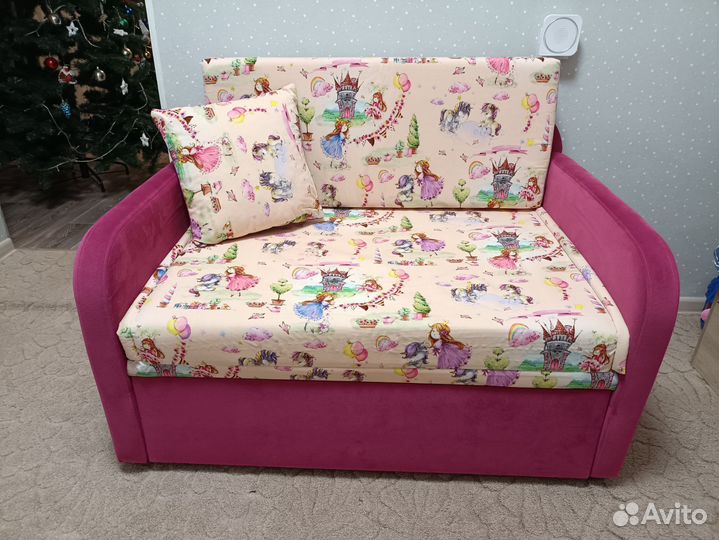 Детский диванчик