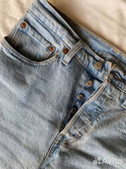 Женские джинсы levis 501