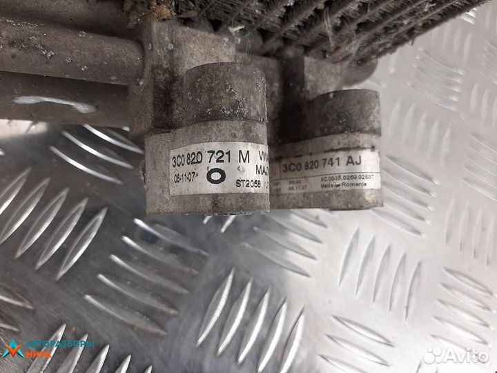 Радиатор кондиционера Volkswagen Passat B6 2007