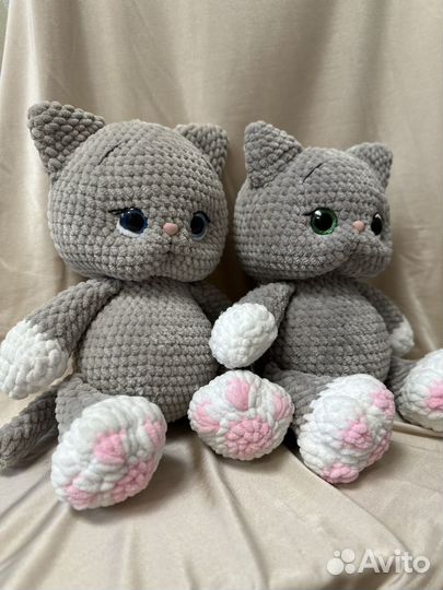 Кошка вязанная на заказ