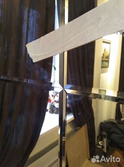 Зеркало из осветленного стекла