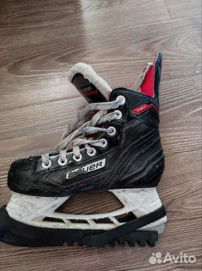 Хоккейные коньки bauer