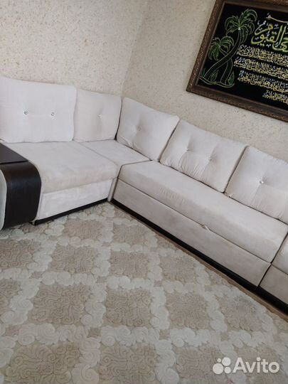 Большой угловой диван бу